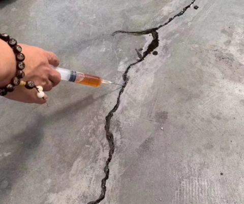 新丰混凝土裂缝修补技术详解​