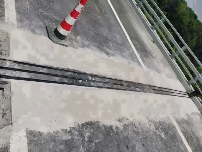 新丰伸缩缝更换后浇筑材料快速结构修补料速砼的产品特点及施工流程​